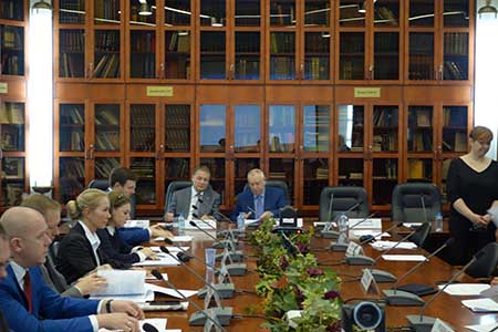 1 октября 2019 года в Торгово Промышленной палате Российской Федерации состоялось обсуждение проекта федерального закона "О частных судебных исполнителях" — фотография 5
