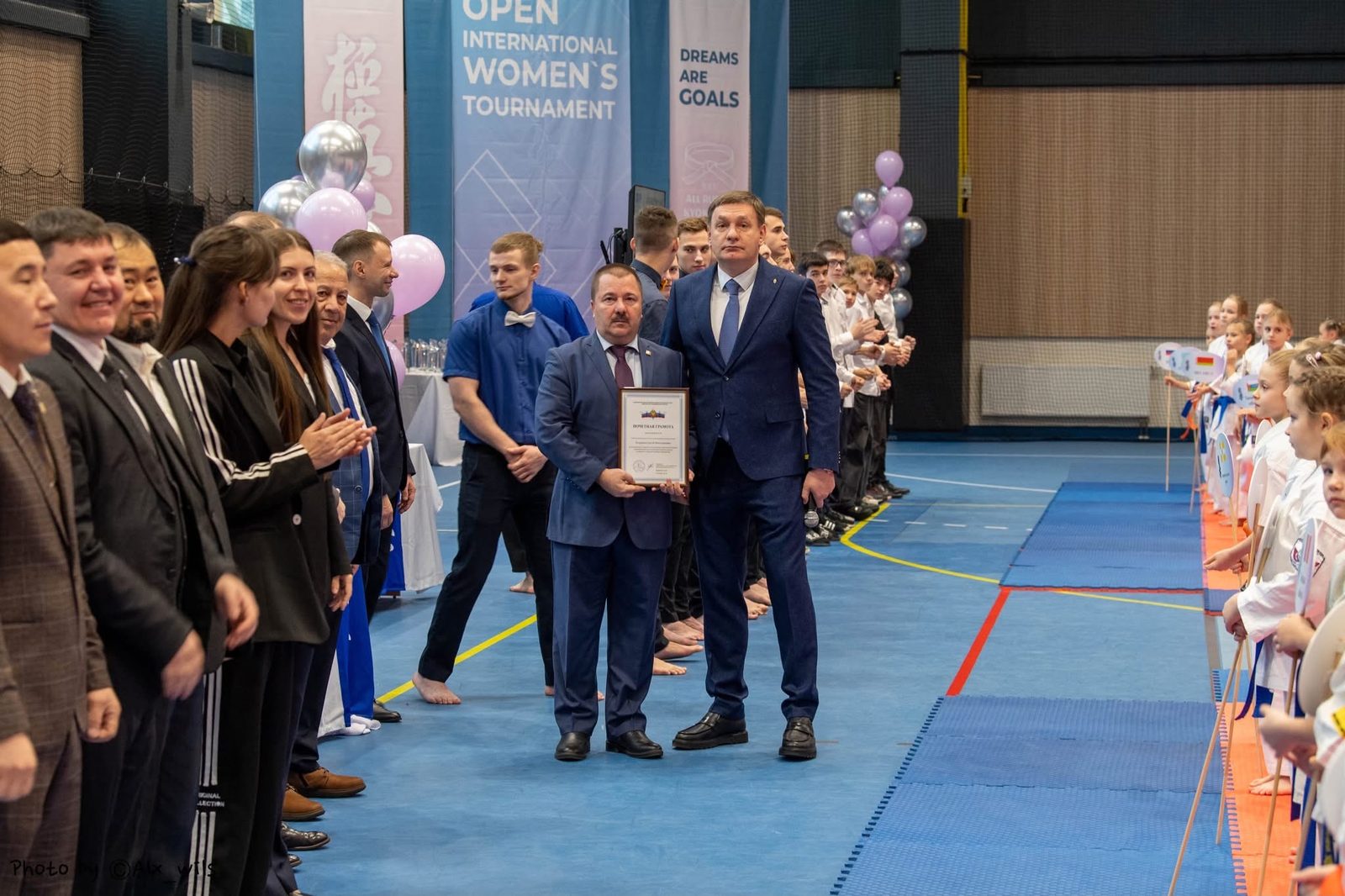 III Международный женский турнир по киокушин каратэ — фотография 2
